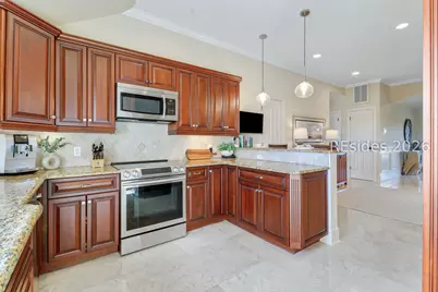 22 Folly Field Road #5, Hilton Head Island, SC 29928 - Photo 7