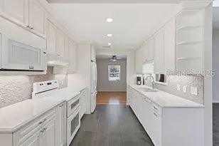 30 Sugaree Dr, Bluffton, SC 29910 - Photo 7