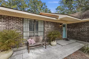 7 Woodbine Dr, Beaufort, SC 29907 - Photo 1