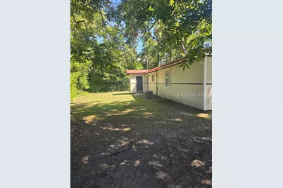 1076 Aiken Avenue S, Fairfax, SC 29827 - Photo 9