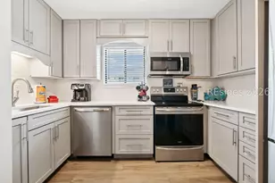 663 William Hilton Pkwy, Hilton Head Island, SC 29928 - Photo 13