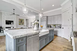 24 Scarborough Head Rd, Hilton Head Island, SC 29928 - Photo 13