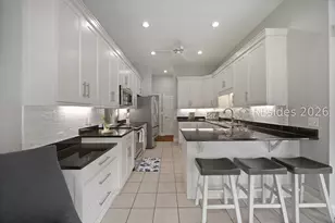 28 Fairway Dr, Bluffton, SC 29910 - Photo 17