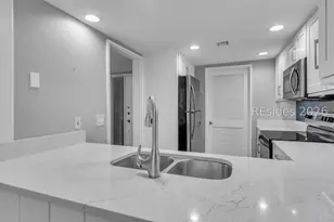 18 Lighthouse Rd, Hilton Head Island, SC 29928 - Photo 13