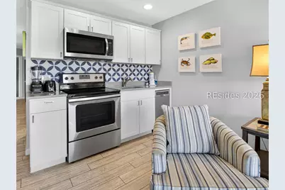 40 Folly Field Road #B215, Hilton Head Island, SC 29928 - Photo 7