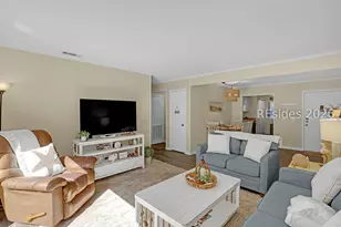 25 Deallyon Ave, Hilton Head Island, SC 29928 - Photo 9