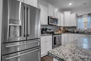 44 Circlewood Dr, Hilton Head Island, SC 29926 - Photo 7