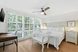 42 S Forest Beach Dr, Hilton Head Island, SC 29928 - Photo 17