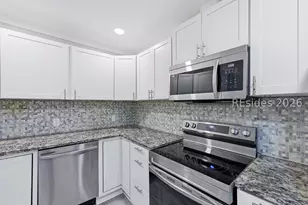 2419 Pine Ct N, Beaufort, SC 29902 - Photo 11