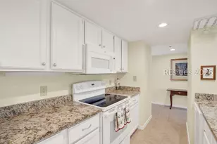 300 Woodhaven Dr, Hilton Head Island, SC 29928 - Photo 17