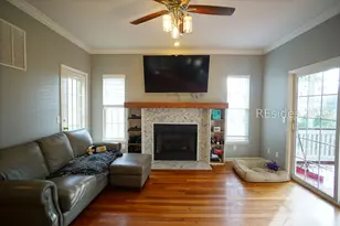 34 Victoria Square Dr, Hilton Head Island, SC 29926 - Photo 5