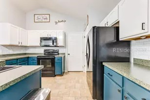 7 W Morningside Dr, Bluffton, SC 29910 - Photo 9