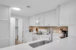 22 Lighthouse Rd, Hilton Head Island, SC 29928 - Photo 17