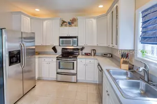 37 Sorrelwood Ln, Bluffton, SC 29910 - Photo 9