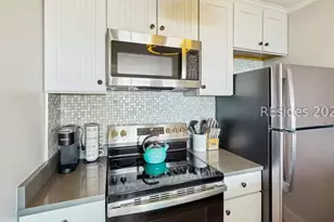 43 S Forest Beach Dr, Hilton Head Island, SC 29928 - Photo 7