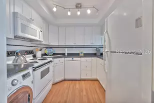 4 Braddock Bluff Dr, Hilton Head Island, SC 29928 - Photo 5