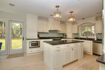 28 W Beach Lagoon Road, Hilton Head Island, SC 29928 - Photo 7