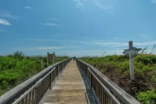 40 Folly Field Rd, Hilton Head Island, SC 29928 - Photo 37