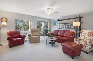 300 Woodhaven Dr, Hilton Head Island, SC 29928 - Photo 9