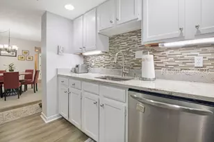 300 Woodhaven Dr, Hilton Head Island, SC 29928 - Photo 13