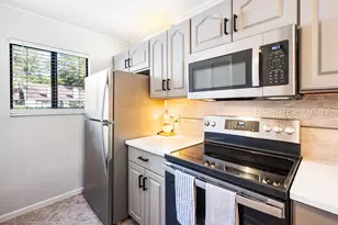 96 Mathews Dr, Hilton Head Island, SC 29926 - Photo 7