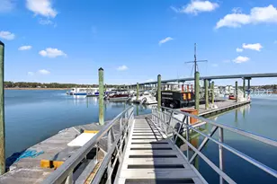 100 Helmsman Way 411, Hilton Head Island, SC 29928 - Photo 23