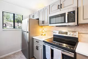 96 Mathews Dr, Hilton Head Island, SC 29926 - Photo 9