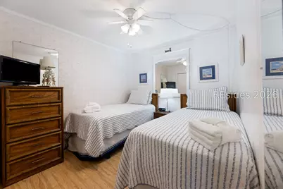 40 Folly Field Road #330, Hilton Head Island, SC 29928 - Photo 15