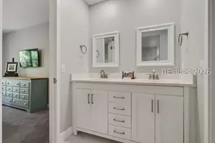 11 Tanglewood Dr, Hilton Head Island, SC 29928 - Photo 13