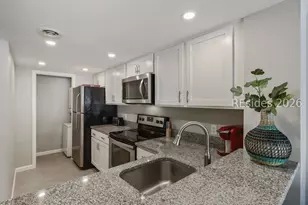 11 Tanglewood Dr, Hilton Head Island, SC 29928 - Photo 7