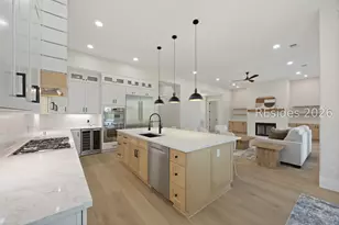27 Madison Ln, Hilton Head Island, SC 29926 - Photo 17
