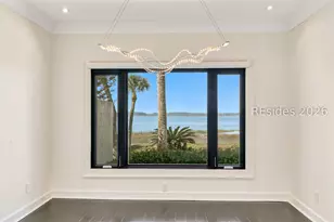 122 Crosstree Dr, Hilton Head Island, SC 29926 - Photo 15