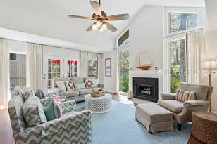 11 Hollyberry Ln, Hilton Head Island, SC 29928 - Photo 9