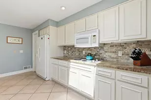 34 N Live Oak Rd, Hilton Head Island, SC 29928 - Photo 23