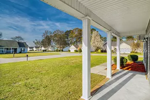 2109 Abernathy Dr, Florence, SC 29505 - Photo 5