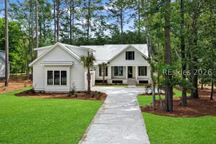 10 Oldfield Village Rd, Bluffton, SC 29909 - Photo 3