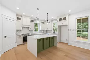 10 Oldfield Village Rd, Bluffton, SC 29909 - Photo 23