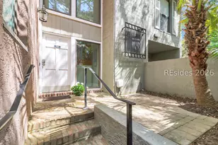 962 Lighthouse Ln, Hilton Head Island, SC 29928 - Photo 5