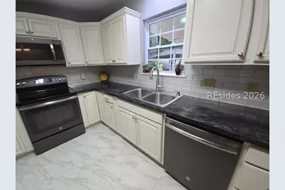 42 Baywood Drive, Bluffton, SC 29910 - Photo 3