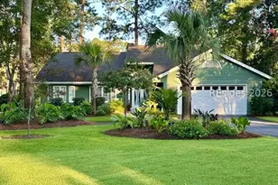 26 Fairway Dr, Bluffton, SC 29910 - Photo 1