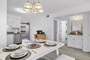 40 Folly Field Rd, Hilton Head Island, SC 29928 - Photo 7