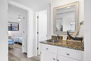 40 Folly Field Rd, Hilton Head Island, SC 29928 - Photo 15
