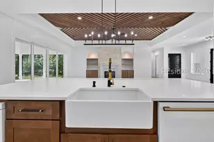 740 Colonial Dr, Hilton Head Island, SC 29926 - Photo 17