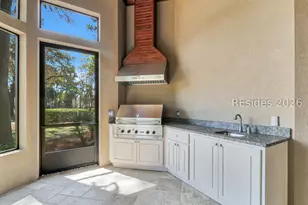 752 Colonial Dr, Hilton Head Island, SC 29926 - Photo 59