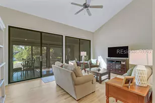 33 Lake Forest Dr, Hilton Head Island, SC 29928 - Photo 13