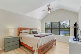 33 Lake Forest Dr, Hilton Head Island, SC 29928 - Photo 15