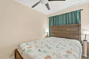 40 Folly Field Rd, Hilton Head Island, SC 29928 - Photo 15