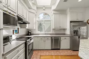 105 Saw Timber Dr, Hilton Head Island, SC 29926 - Photo 11