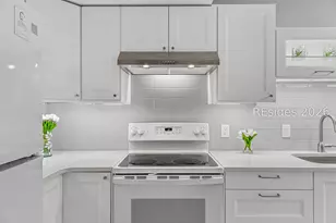 70 Paddle boat Ln, Hilton Head Island, SC 29928 - Photo 9