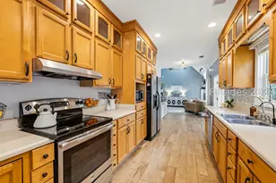 13 James F Byrnes St, Beaufort, SC 29907 - Photo 15